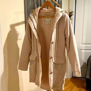Beautiful Tan Medium ultra Parka Jacket